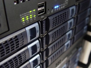 Услуги по обслуживанию и поддержке серверов и серверных систем разного масштаба на различном программном обеспечении